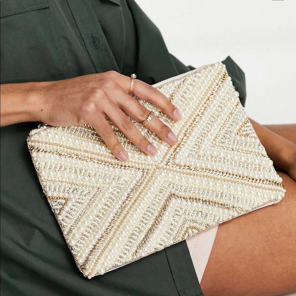 Beaded embellished clutch